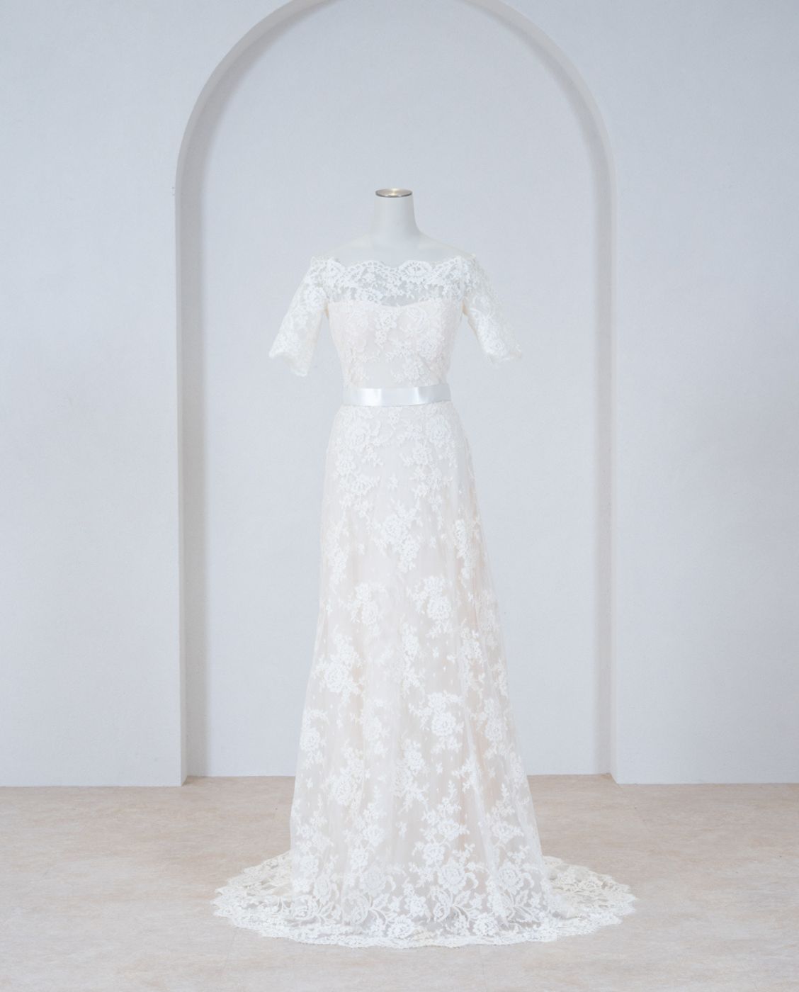 MARCHESA: ZINNIA